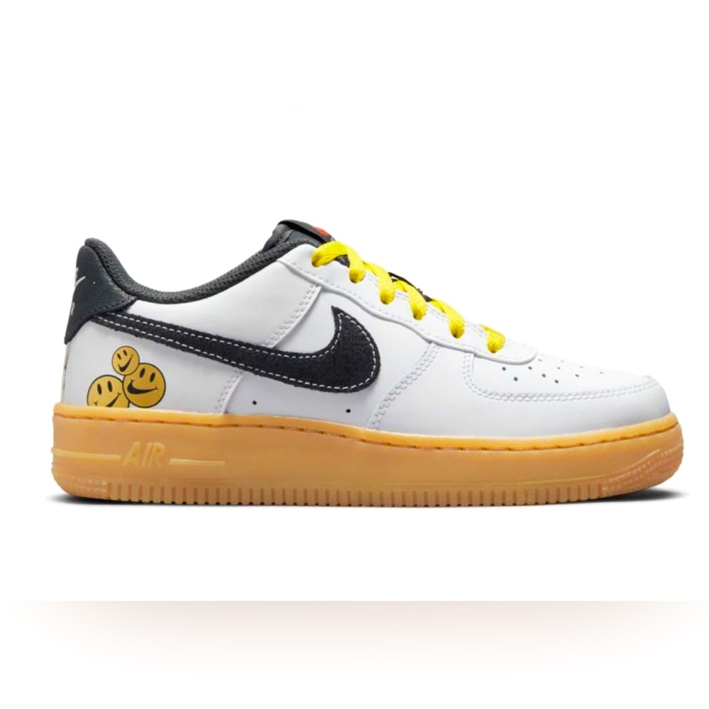 Nike Little Boy Air Force 1 LV8 “Smile”, Size 11